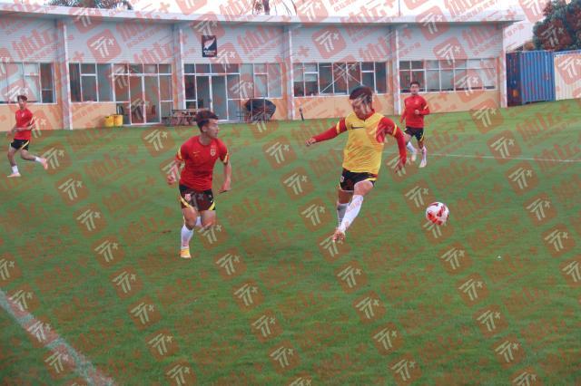 开云体育-U24亚运队踩场训练临时取消 快速复习演练内容