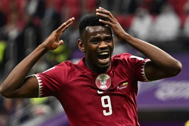 开云体育官方网站-卡塔尔踢出国足既视感，东道主为什么这么怂？