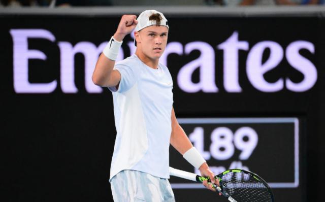 张奔斗：辛纳鲁内成真，德约阿卡预定？